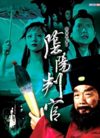 编剧团队宣布好消息 2020-06-23 近日，Netflix的王牌原创剧《怪奇物语》编剧团队在社交平台上晒出了厚厚的一沓剧本，并配文称：“完整的《怪奇物语》第四季”。